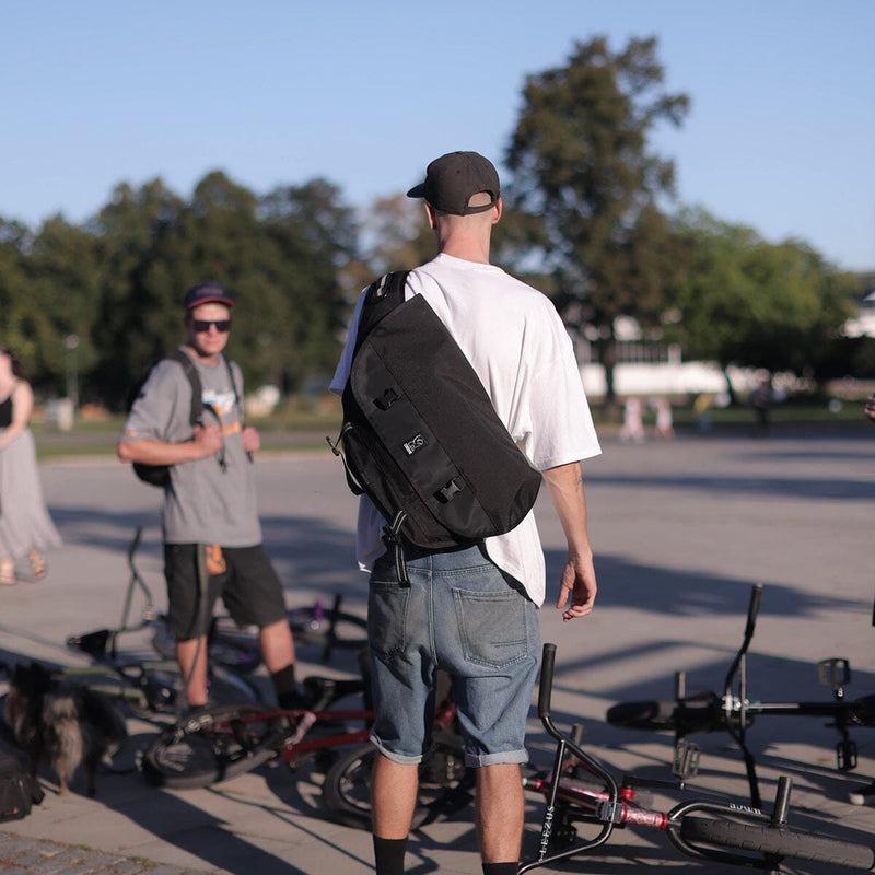 CTZ MESSENGER BAG BAGS chromeindustries 