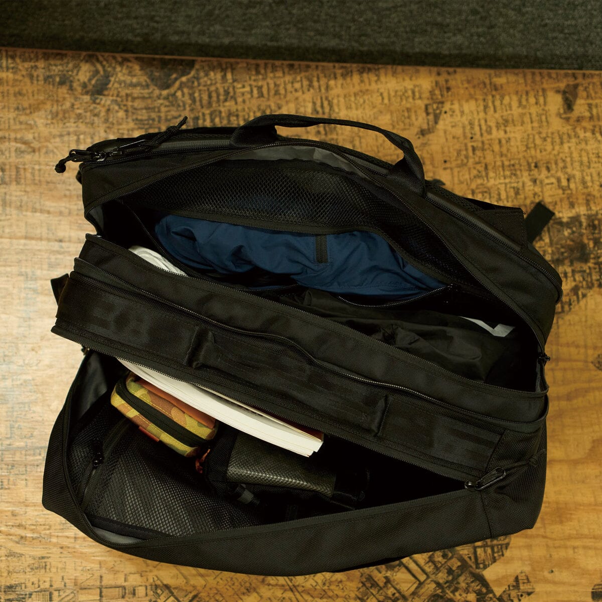 【P-専用】CHROME TURRET TRANSIT PACK 40L Introducing a simple 40L bag from CHROME that can be used