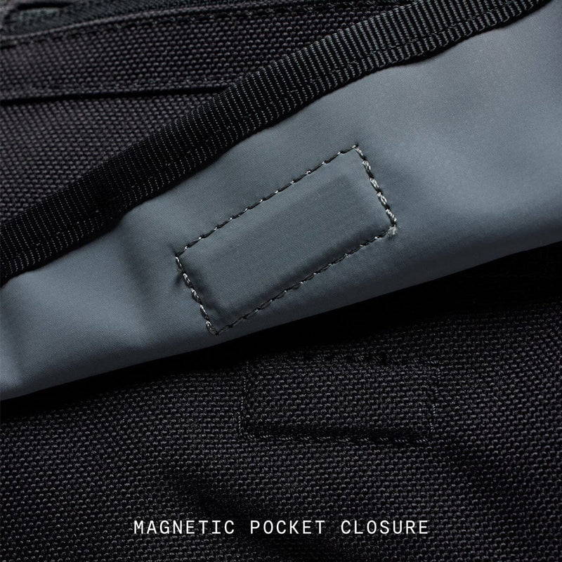 シーティーゼット 15L メッセンジャー BAGS chromeindustries 