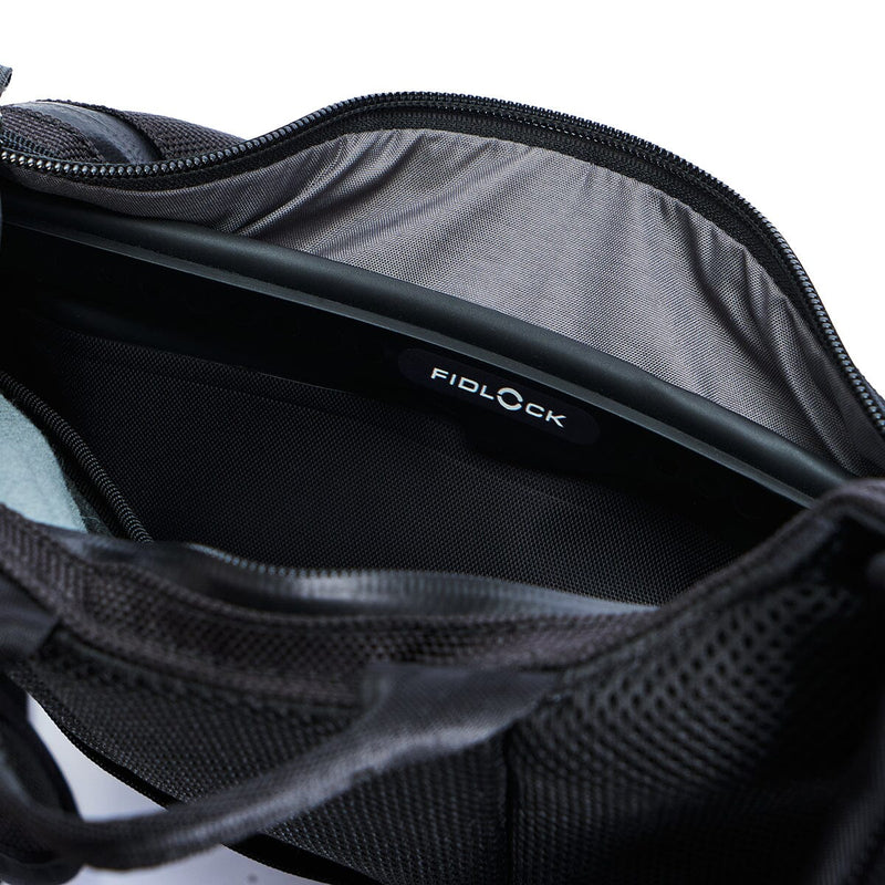 アクセル ブリーフ パック スリム BAGS chromeindustries 