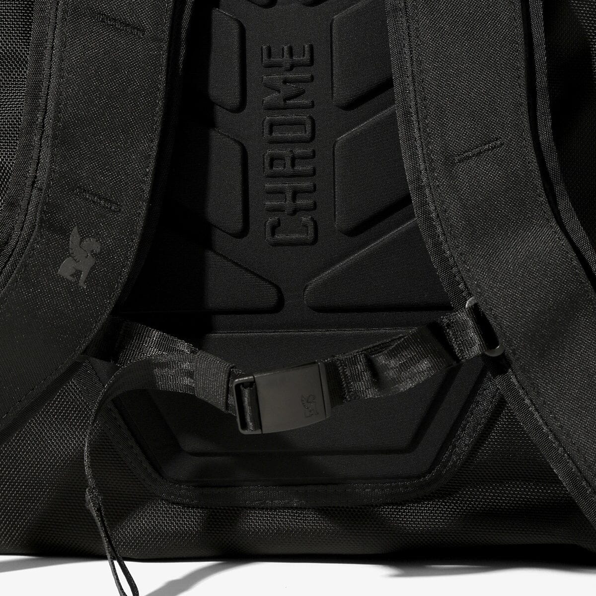 t*r様 【新品未使用】chrome x e.g コラボ　ワルシャワ30L BG391BK-3_3024x.jpg?v=1753790330