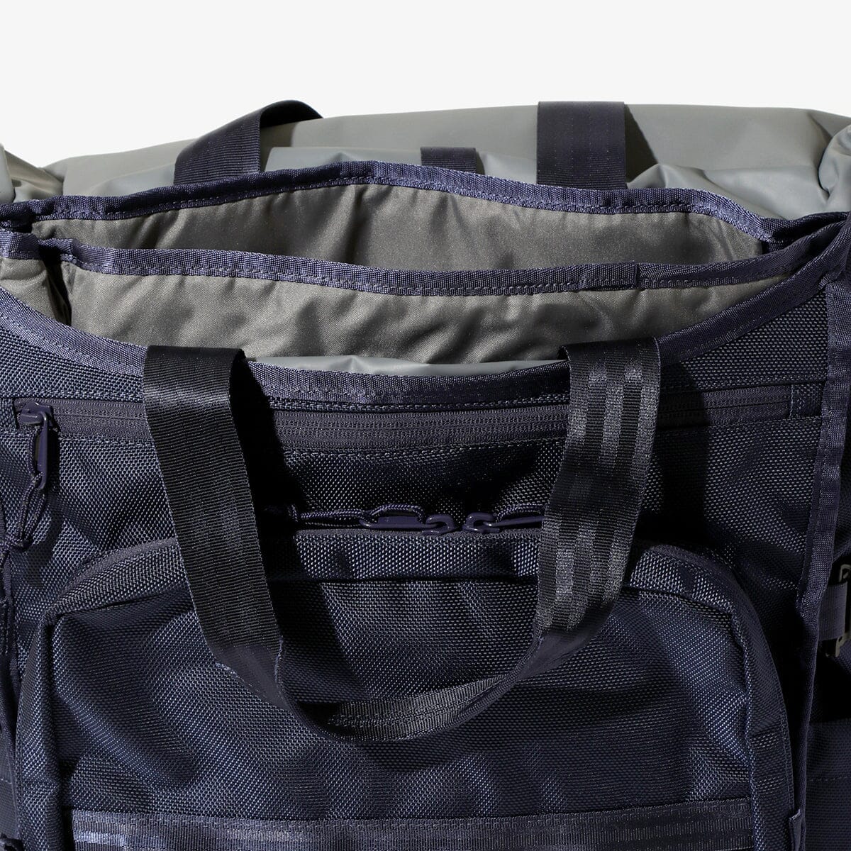 アクセサリー chrome warsaw engineered garments Navy Chrome Industries x Engineered Garments Warsaw 30L Backpack