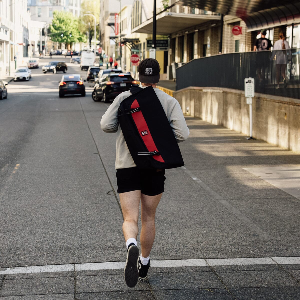METROPOLIS 40L MESSENGER(メトロポリス 40L メッセンジャー