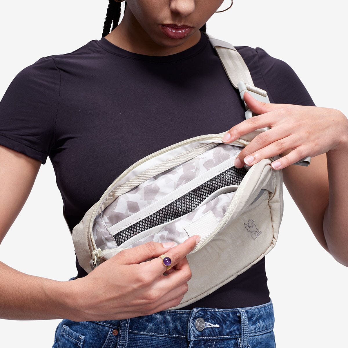 SABIN 6L SLING(サビン 6L スリング) | クローム・インダストリーズ