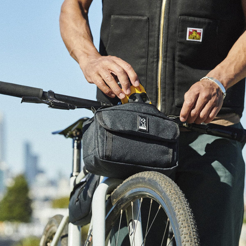 HOLMAN HANDLEBAR BAG BAGS chromeindustries 