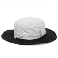 WHITE / BLACK