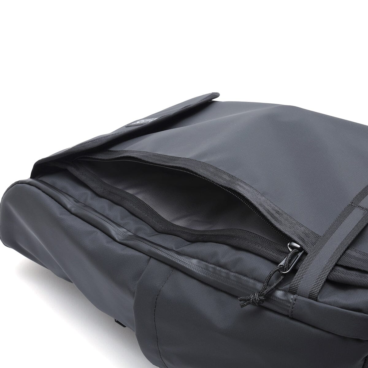 VOLCAN 35L PACK(ヴォルカン 35L パック) | クローム