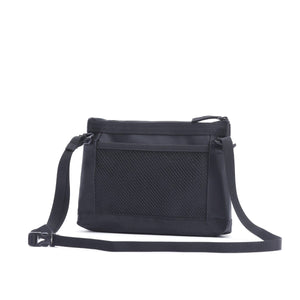 アシスタント サコッシュ 3L ACCESSORIES chromeindustries 