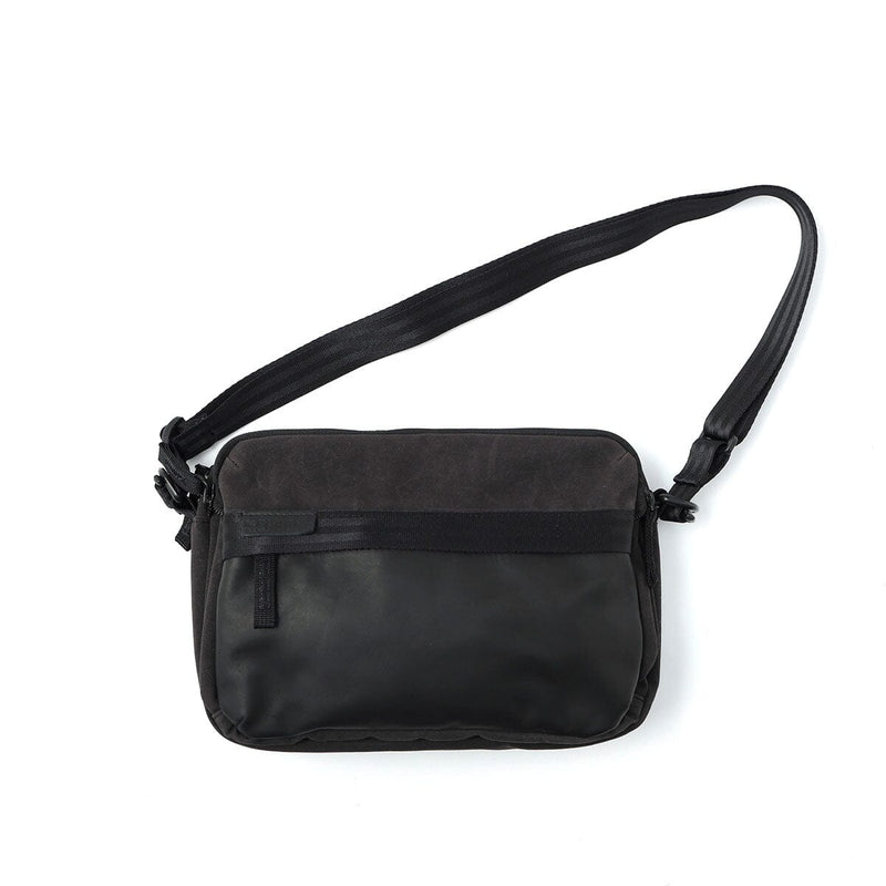 パック ショルダー 3L BAGS chromeindustries BLACK CANVAS LEATHER OS 