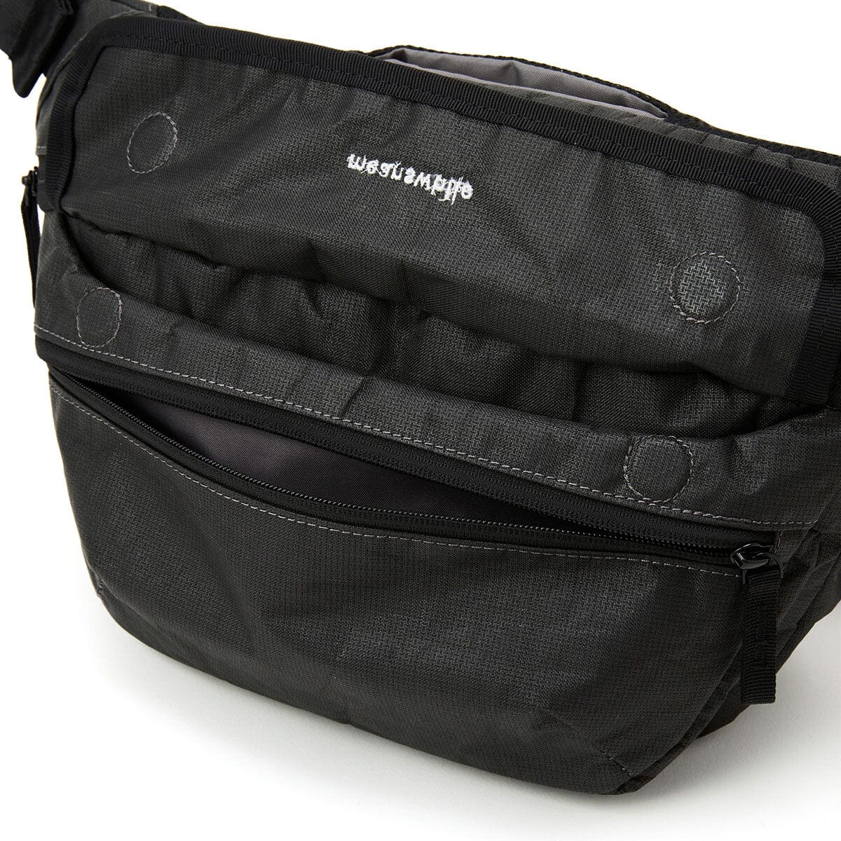 CHROME | meanswhile BOT FLAP SLING 5L | ボットフラップ スリング 5L
