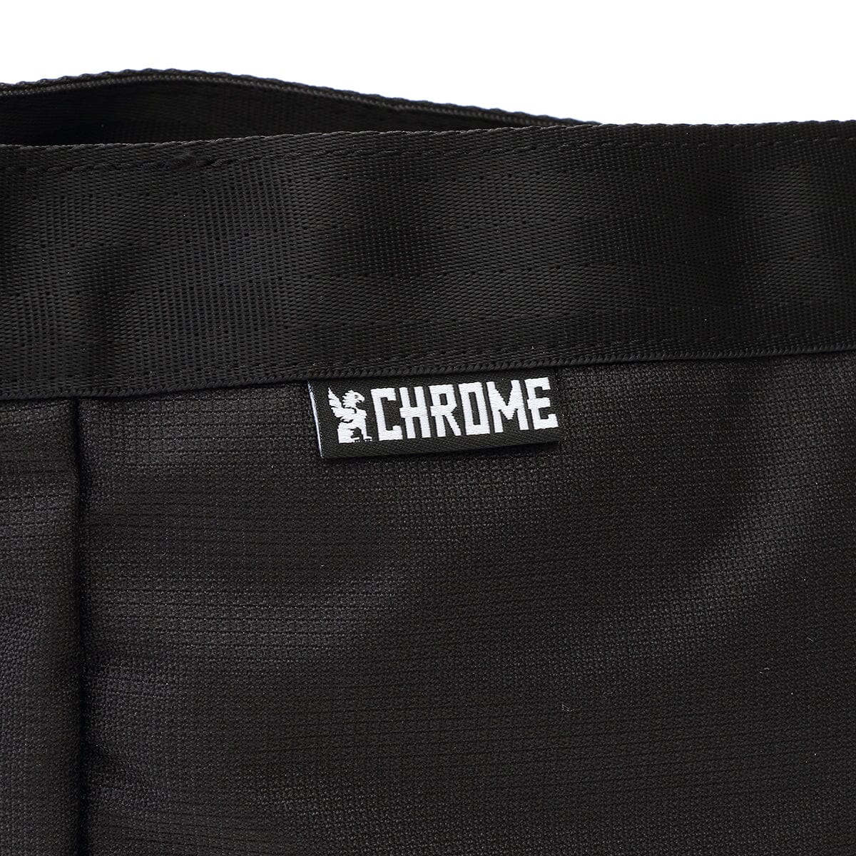 CHROME ショルダーバッグ バッグ 「 / クローム 」NEWSPAPER